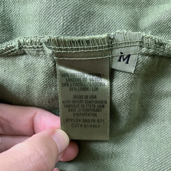 New with tags Bella Dahl - Flap Pocket Herb Green Dress - Size M - Made in USA - Picture 7 of 10